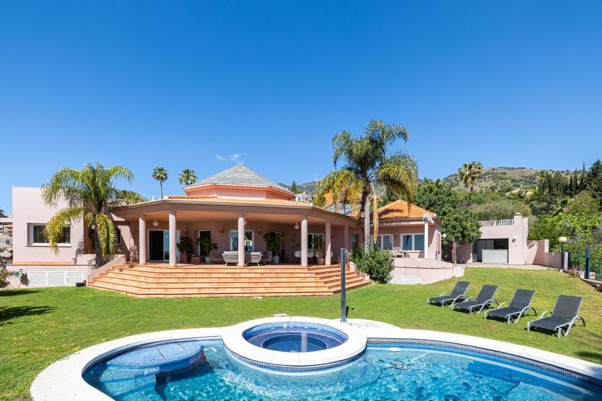 Villa In Benalmadena Pueblo Екстер'єр фото
